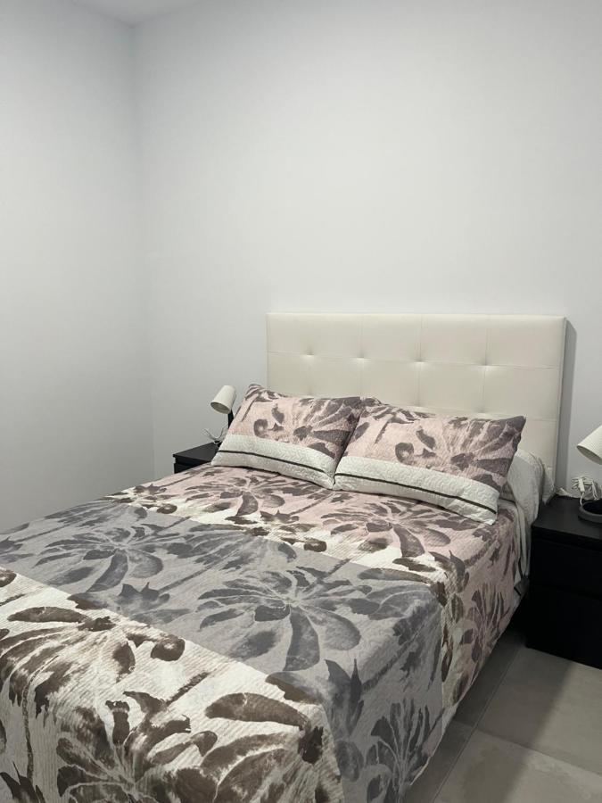 Apartamentos La Meridian Barselona Dış mekan fotoğraf