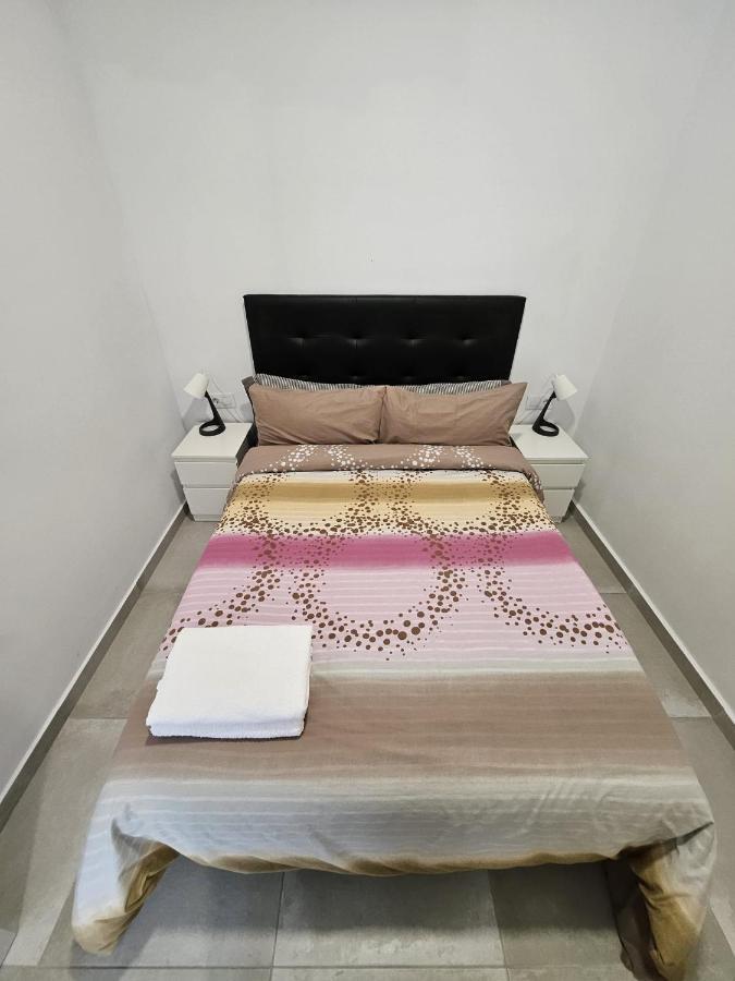 Apartamentos La Meridian Barselona Dış mekan fotoğraf
