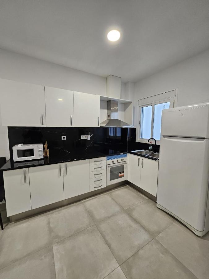 Apartamentos La Meridian Barselona Dış mekan fotoğraf